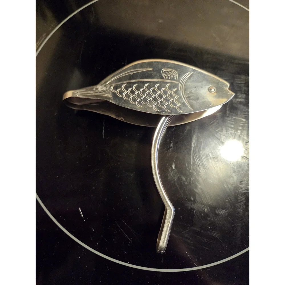 The Unbranded Brand stainless steel